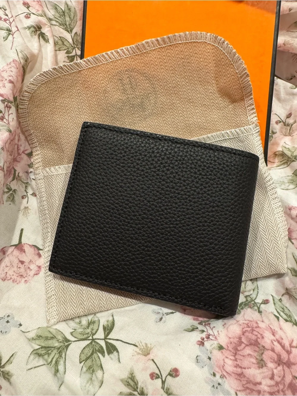 Black Grained Leather Bifold Wallet with Silver H Logo